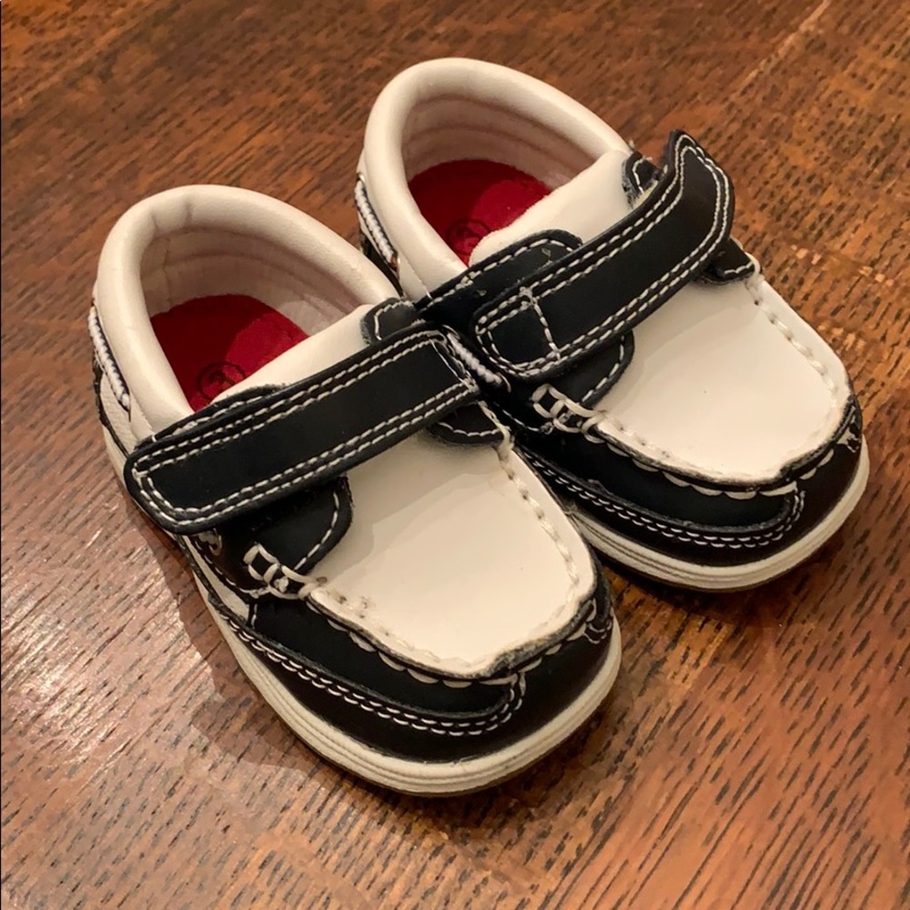 Teeny Toes Size 3 Velcro Blue & White boat shoes